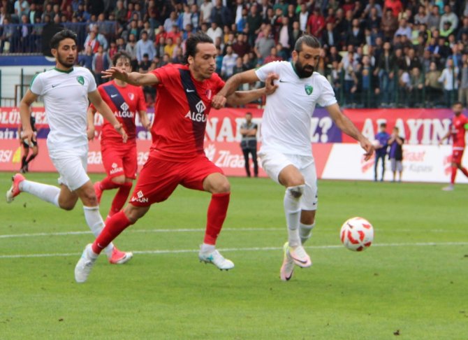 Düzcespor Bir Üst Tura Çıktı