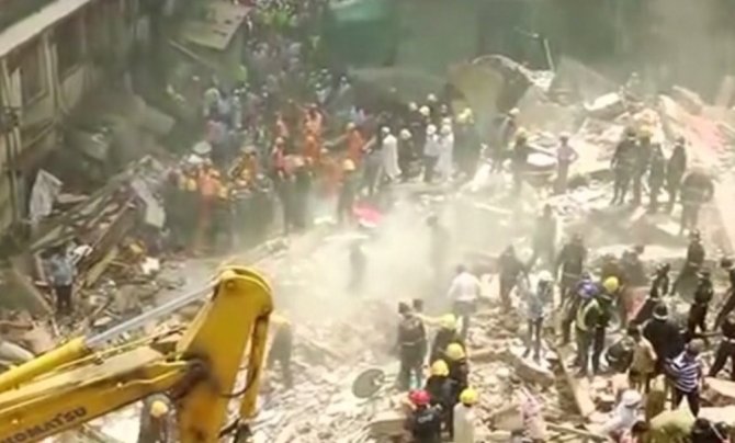 Hindistan’da Bina Çöktü: 3 Ölü
