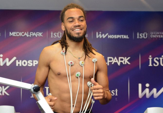 Denayer Sağlık Kontrolünden Geçti
