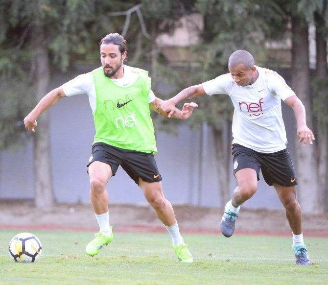Galatasaray’da Antalyaspor Mesaisi Sürüyor