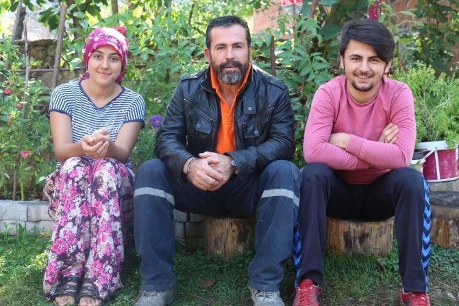 Şalvarla Çello