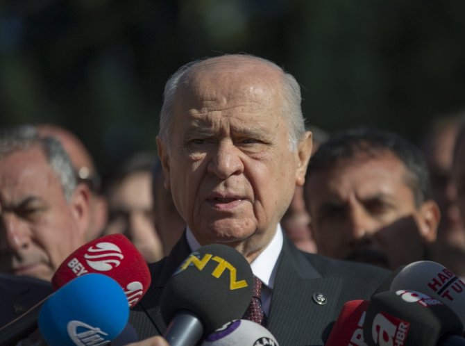 "İçmek İsteyen Meyhaneye Gitsin"