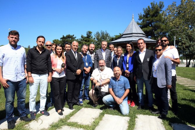 Erdoğan Cuma Namazını Orman Bölge Müdürlüğü Camii’nde Kıldı