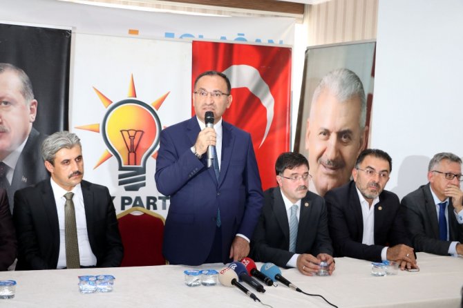 "Arakan’da Yaşananlara Kör, Sağır Ve Dilsiz Kalıyorlar"