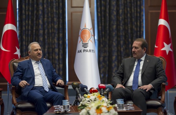 Ak Parti’de Partiler Arası Bayramlaşma