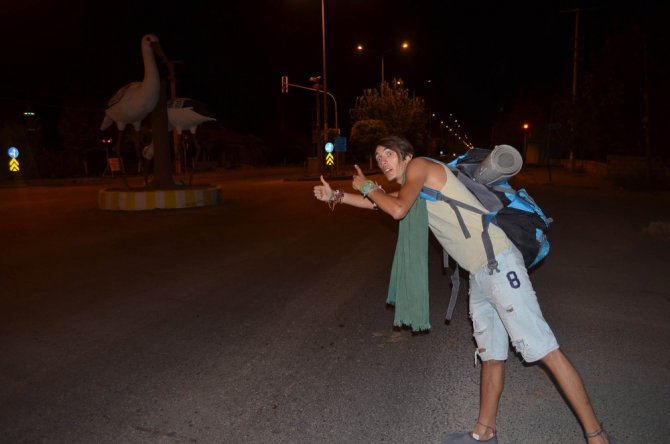 İş Yerinde Bunaldı, Otostop İle Türkiye’yi Geziyor
