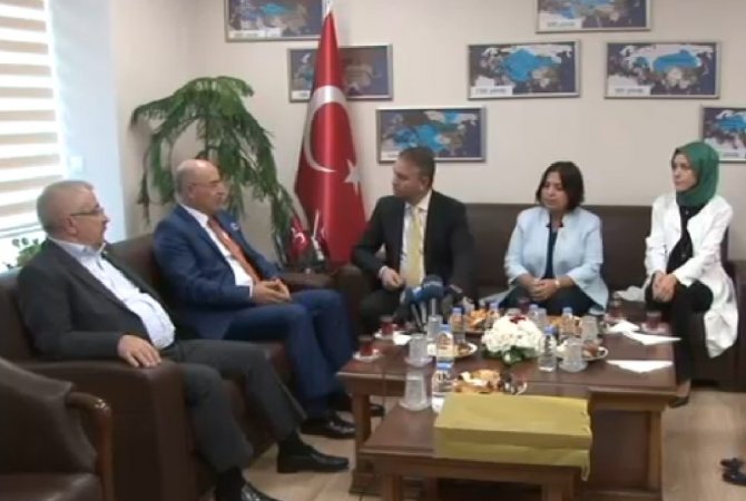 Partiler Arası Bayram Ziyaretleri