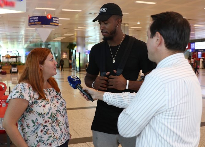 Fenerbahçe’nin Yeni Transferi Thompson İstanbul’da