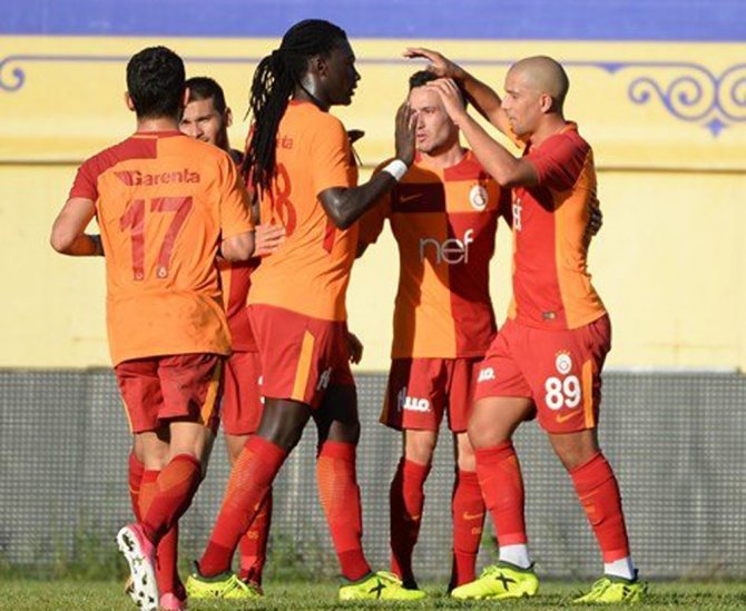 Galatasaray’da Yeni Transferler Sahneye Çıktı