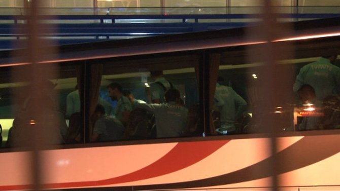 Milli Takım Otobüsünde Bomba Araması