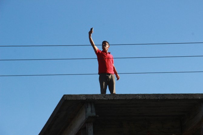 Oraya Yakınlarıyla Bayramlaşabilmek İçin Çıktı!
