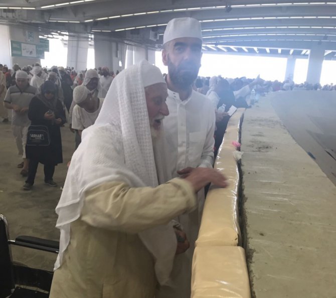 98 Yaşında Hacı Oldu
