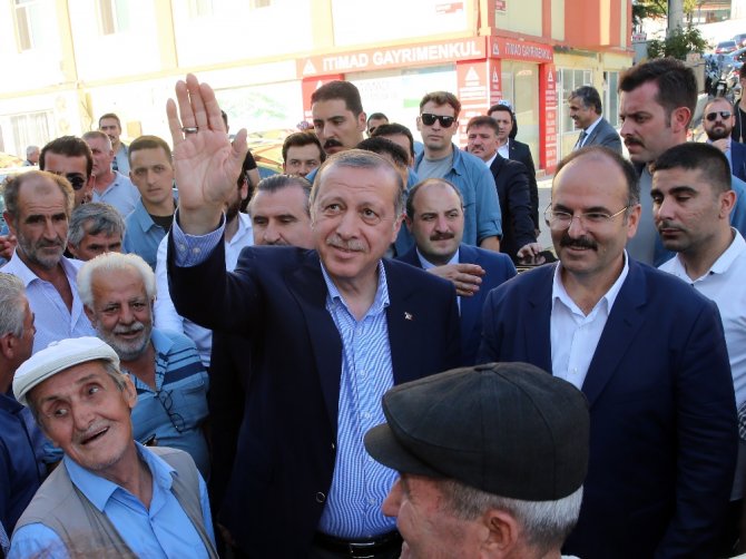 Cumhurbaşkanı Erdoğan’dan Köy Ziyareti