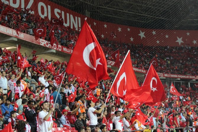 Eskişehir’de Milli Coşku Başladı