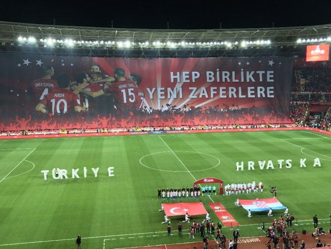 Taraftardan Millilere ’Hep Birlikte Yeni Zaferlere’