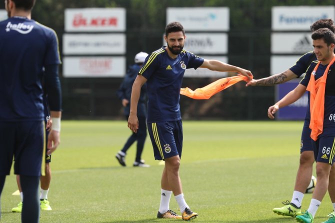 Fenerbahçe’de Mehmet Ekici Sevinci