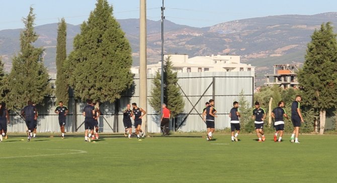 "Türk Futbolunun İlk Sorunu Yabancı Sayısı Değil..."