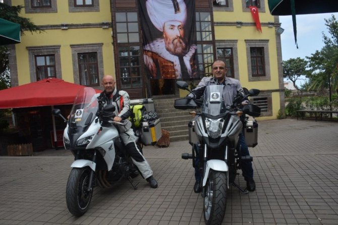 Kanuni’nin İzinde 2 Bin 800 Kilometrelik Motosiklet Turu