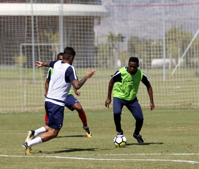 Eto’o’nun Keyfi Yerindeydi