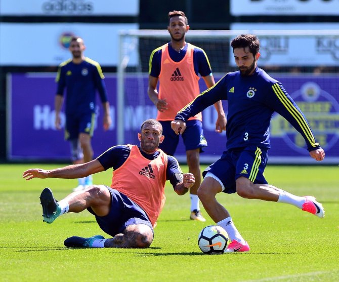 Fener Giuliano Ve Isla’sız Çalıştı