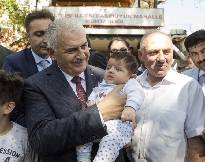 "Ülkesini Milletini Cümle Aleme Şikayet Eden Siyasetçiler Var"