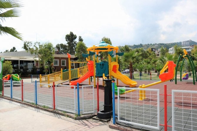 ‘Engelsiz Park’ Yüzleri Güldürüyor