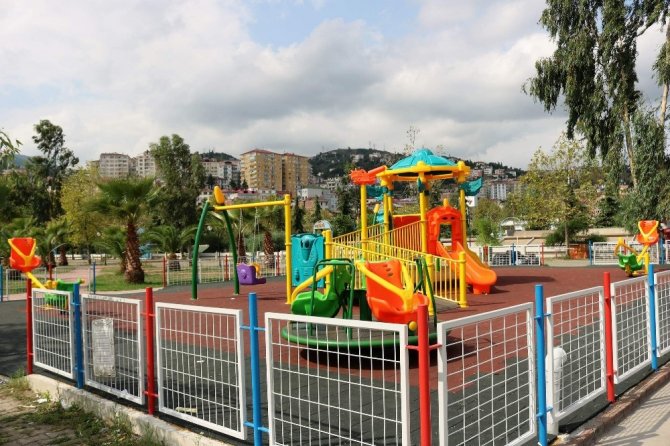 ‘Engelsiz Park’ Yüzleri Güldürüyor