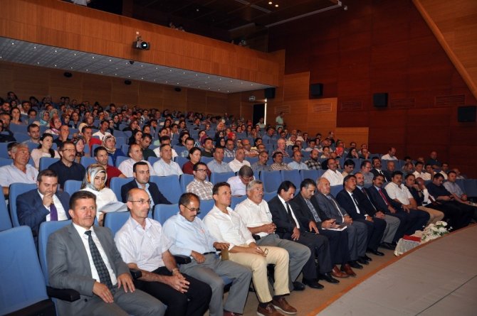 Gümüşhane’de Öğretmenlere Yeni Müfredat Anlatıldı