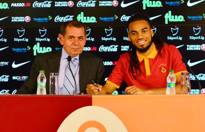 Denayer , Latovlevici Ve Carrasso İmzayı Attı