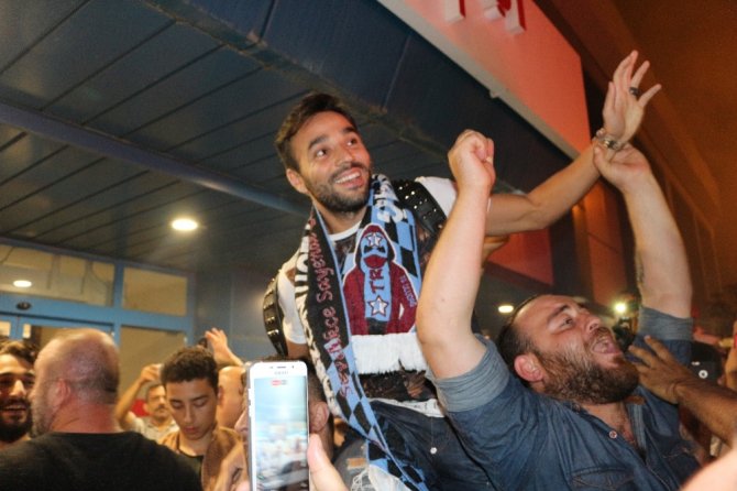 Sosa Ve Volkan Şen’e Coşkulu Karşılama