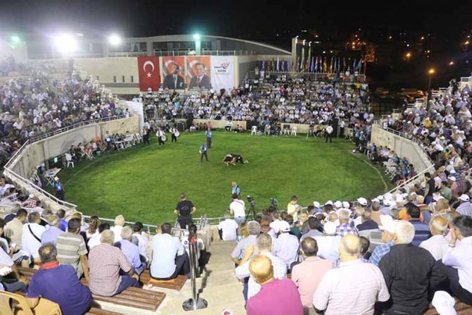 8. Dünya Uluslararası Aba Güreşleri Kıran Kırana Geçti.