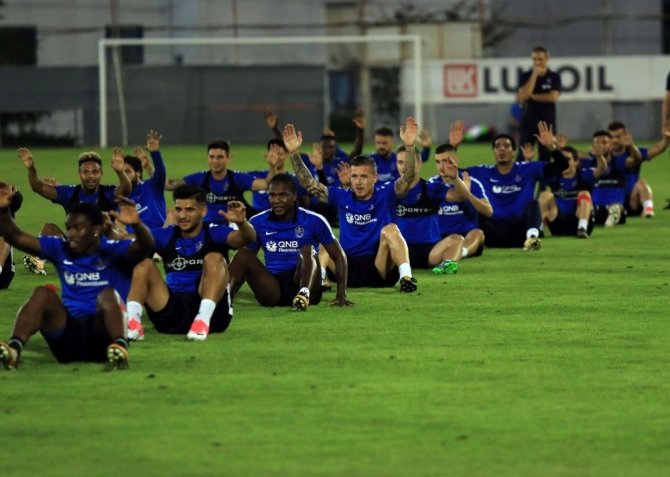 Trabzonspor’un Yeni Transferleri İdmana Çıktı
