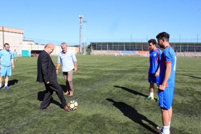 Trabzon’da Yaşayan Göçmenler İçin Futbol Turnuvası Düzenlendi