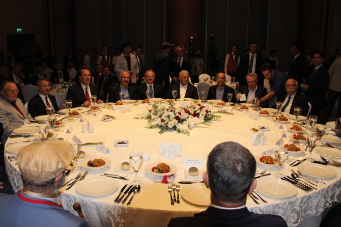 "Eğer Bu İşlerle Başka Bir Ülke Karşı Karşıya Kalsaydı..."