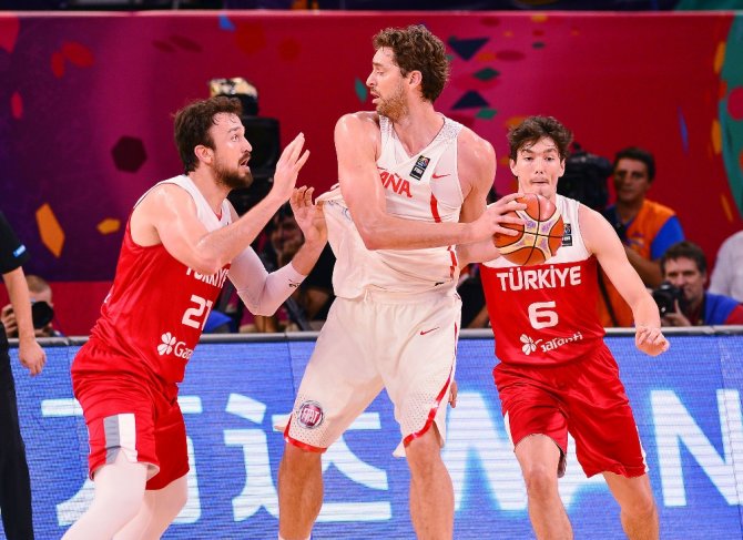 İlk Yarı İspanya’nın