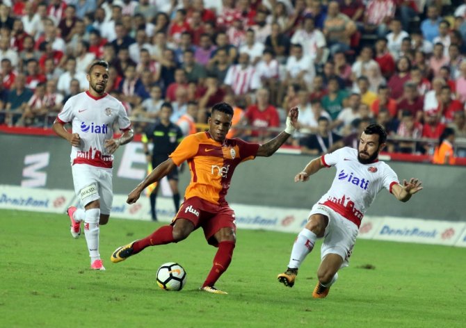 Antalya’da İlk Yarıda Tek Gol