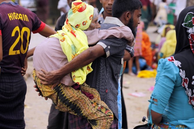 Bm: Myanmar’da Yaşananlar Etnik Temizlik Örneği