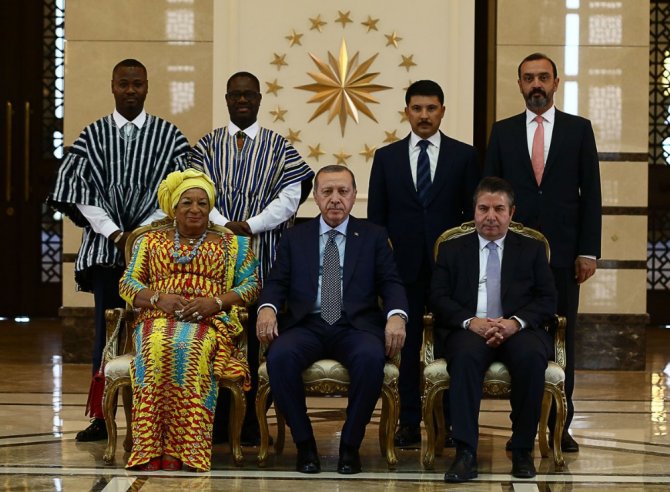 Erdoğan Gana Büyükelçisi Mancell-egala’yı Kabul Etti