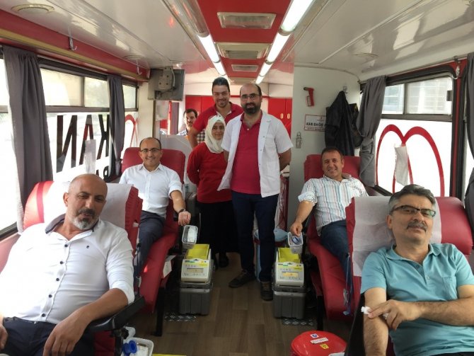 Arsin Osb’de Düzenlenen Kan Bağışı İlgi Gördü
