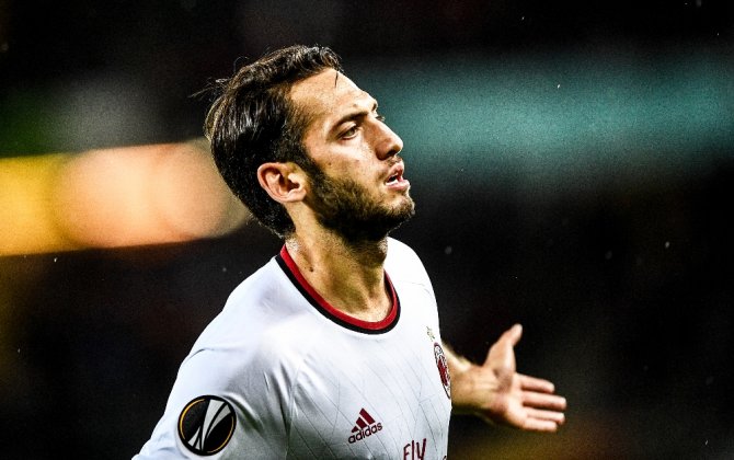 Hakan Çalhanoğlu Yıldızlaştı, Milan Coştu