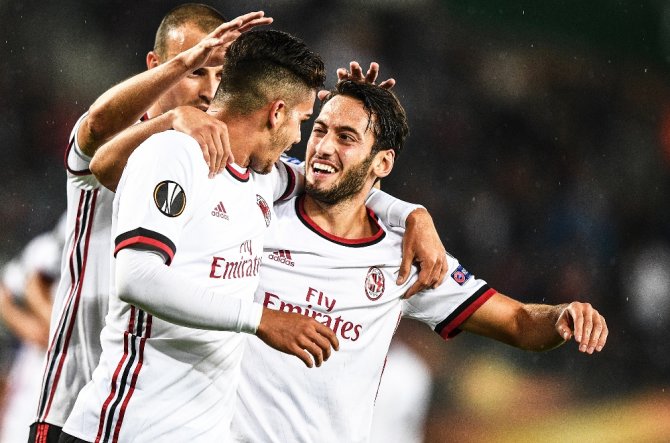 Hakan Çalhanoğlu Yıldızlaştı, Milan Coştu