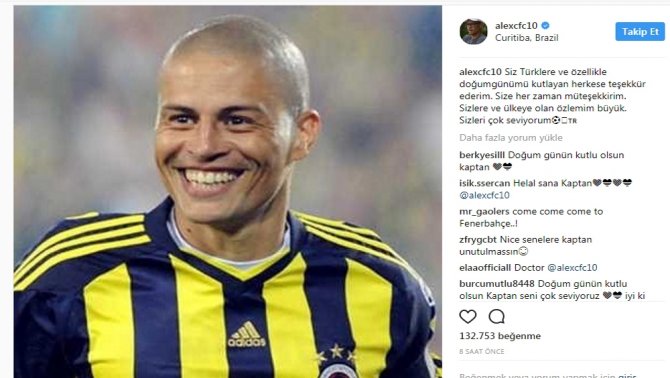 Alex’e Tebrik Yağmuru