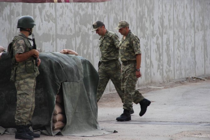 Kerem Kılıçdaroğlu Askeri Üniformayı Giydi