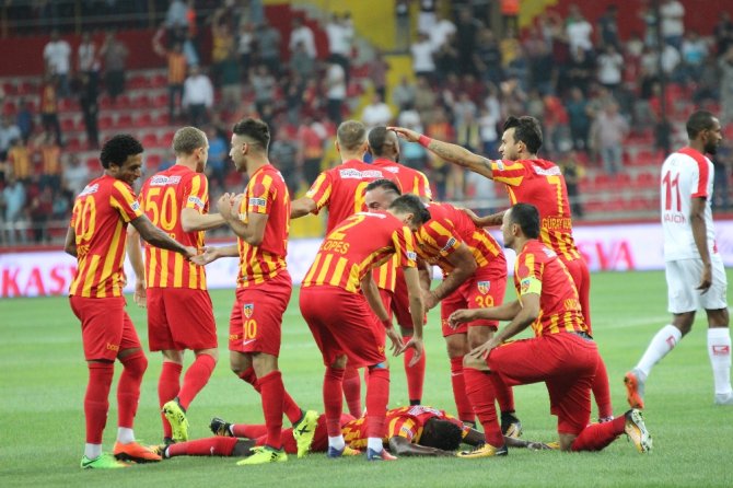 Kayseri’den Antalya’ya Geçit Yok!