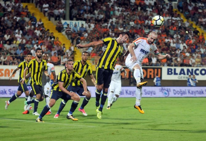 Fenerbahçe Aradığı Morali Antalya’da Buldu