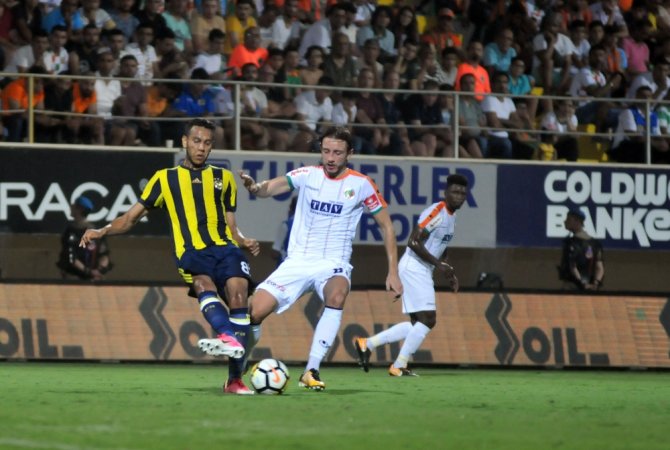 Fener Derbi Öncesi Moral Buldu