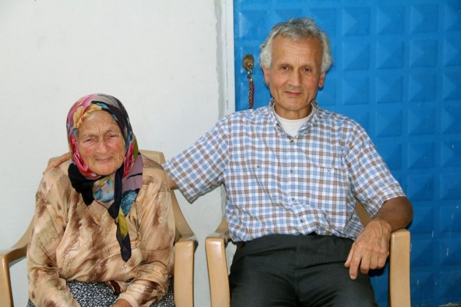 Gelinlerine Üçüncü Torun İçin Teşvik Primi Vadetti
