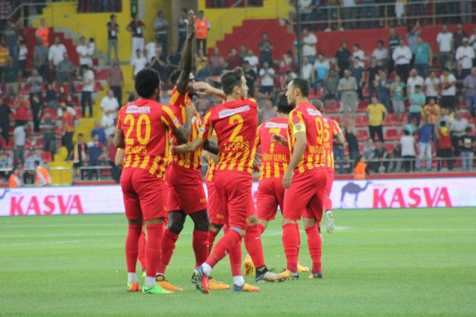 İlk 5 Haftada Lige Sarı Kırmızı Damga