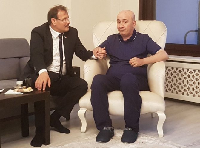 Başbakan Yardımcısı Çavuşoğlu’ndan 15 Temmuz Kahramanına Ziyaret