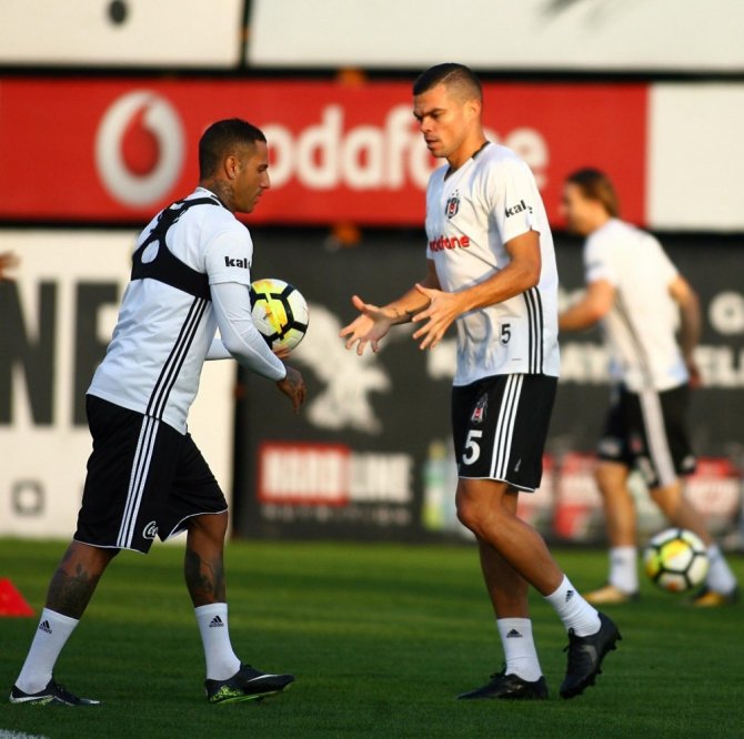 Beşiktaş’ta Derbi Hazırlıkları Sürüyor